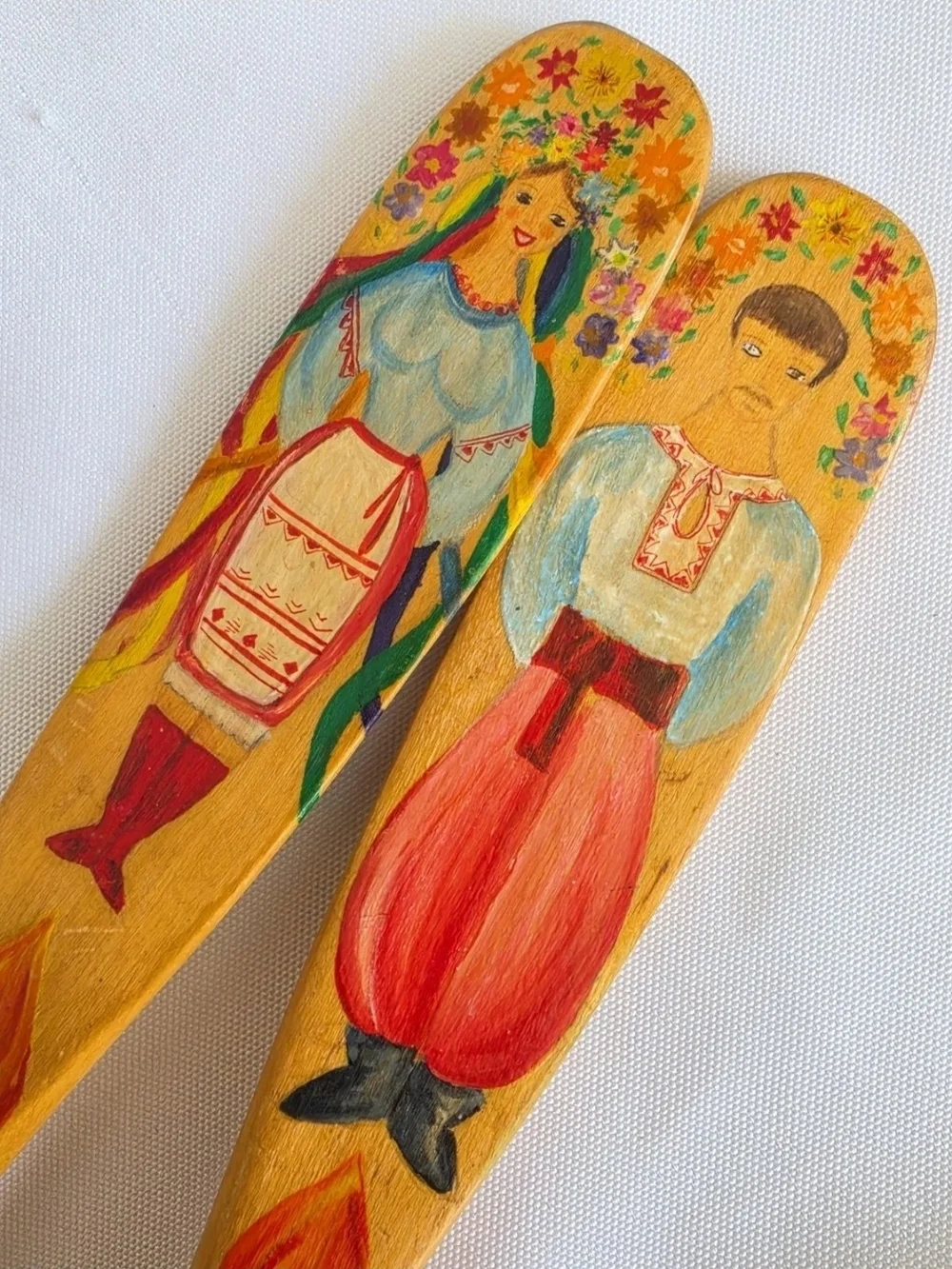Ukrainian Folk Art Signed Pair Of Hand Painted Wooden Spoons Couple Wall Decor